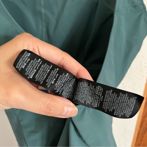 NWT Sweatty Betty Tidal Xtra Life Swimsuit Wave Green S - Picture 11 of 14